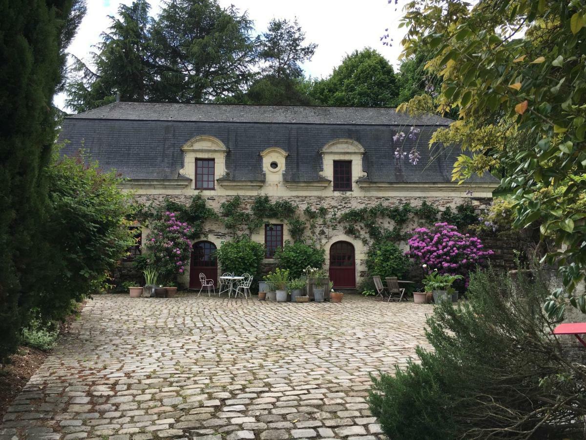 Manoir De La Groye Hotel Saint-Saturnin-sur-Loire Exterior foto